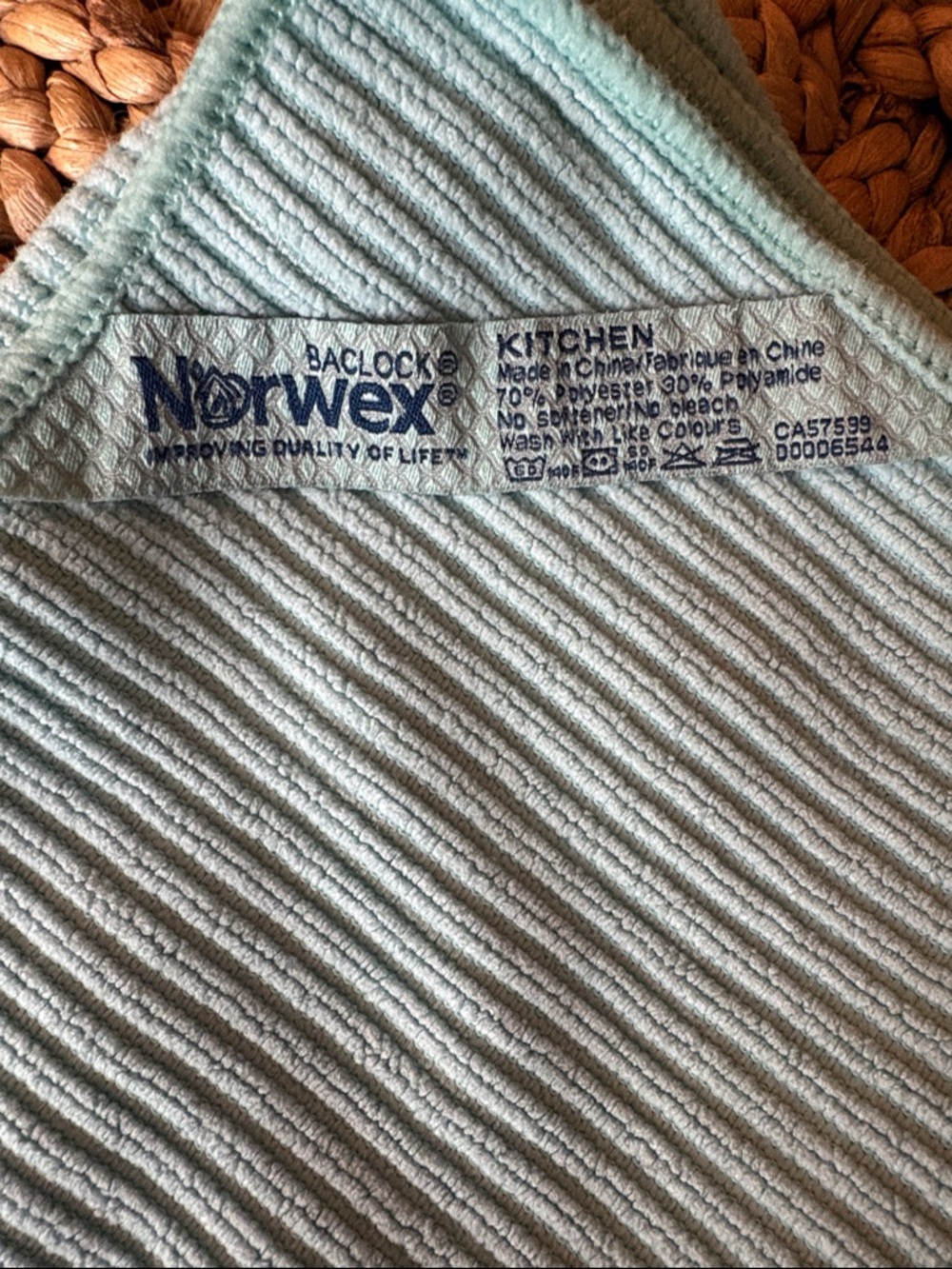 Norwex Sea Mist Ribbed Textured Kitchen Cloth - Picture 2 of 3